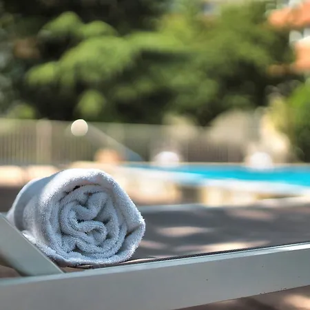 호텔 Kyriad Prestige Mulhouse - Basel 소세임
