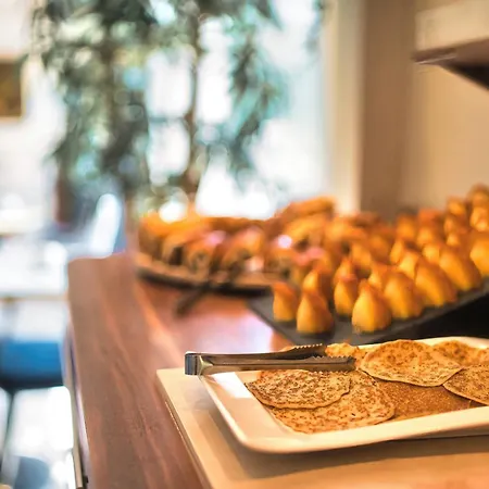 Kyriad Prestige Mulhouse - Basel Hotel Sausheim