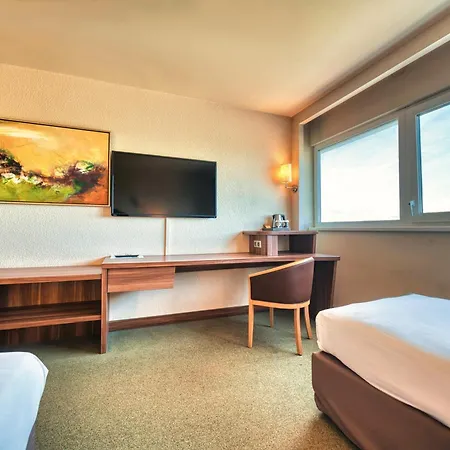 호텔 Kyriad Prestige Mulhouse - Basel