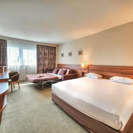 Kyriad Prestige Mulhouse - Basel 4*