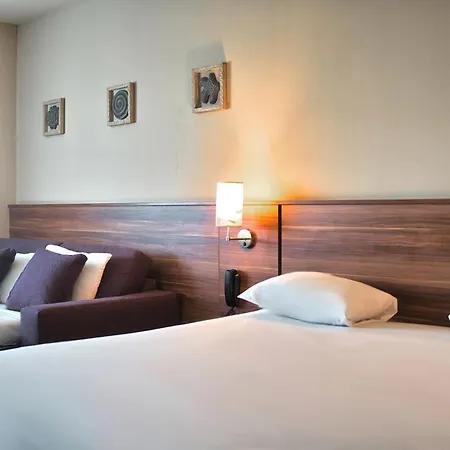 Otel Kyriad Prestige Mulhouse - Basel 4*