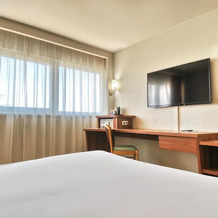 Kyriad Prestige Mulhouse - Basel 소세임