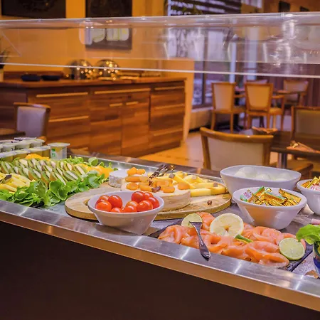 Kyriad Prestige Mulhouse - Basel Sausheim