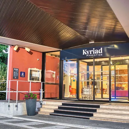 호텔 Kyriad Prestige Mulhouse - Basel 4*