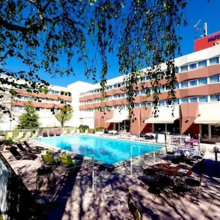 Kyriad Prestige Mulhouse - Basel 소세임