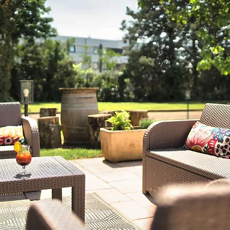 Kyriad Prestige Mulhouse - Basel 호텔 4*