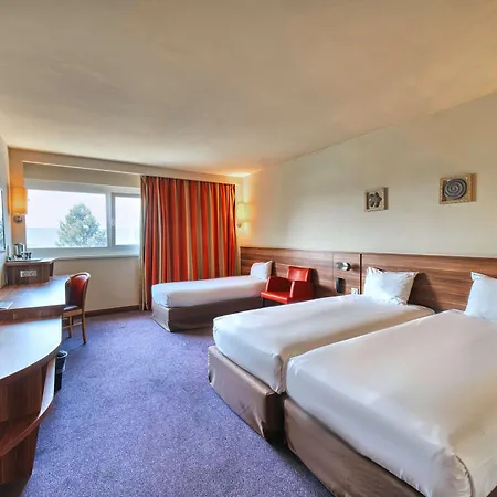 Hotel Kyriad Prestige Mulhouse - Basel 4*