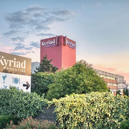 호텔 Kyriad Prestige Mulhouse - Basel 소세임