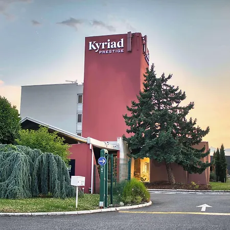 Kyriad Prestige Mulhouse - Basel 호텔 소세임